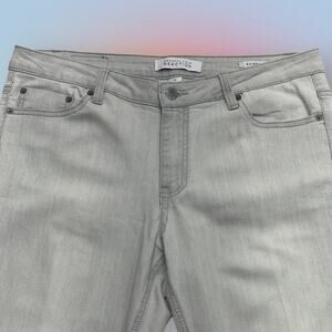 KENNETH COLE Women’s 15 Light Gray Skinny Jeans